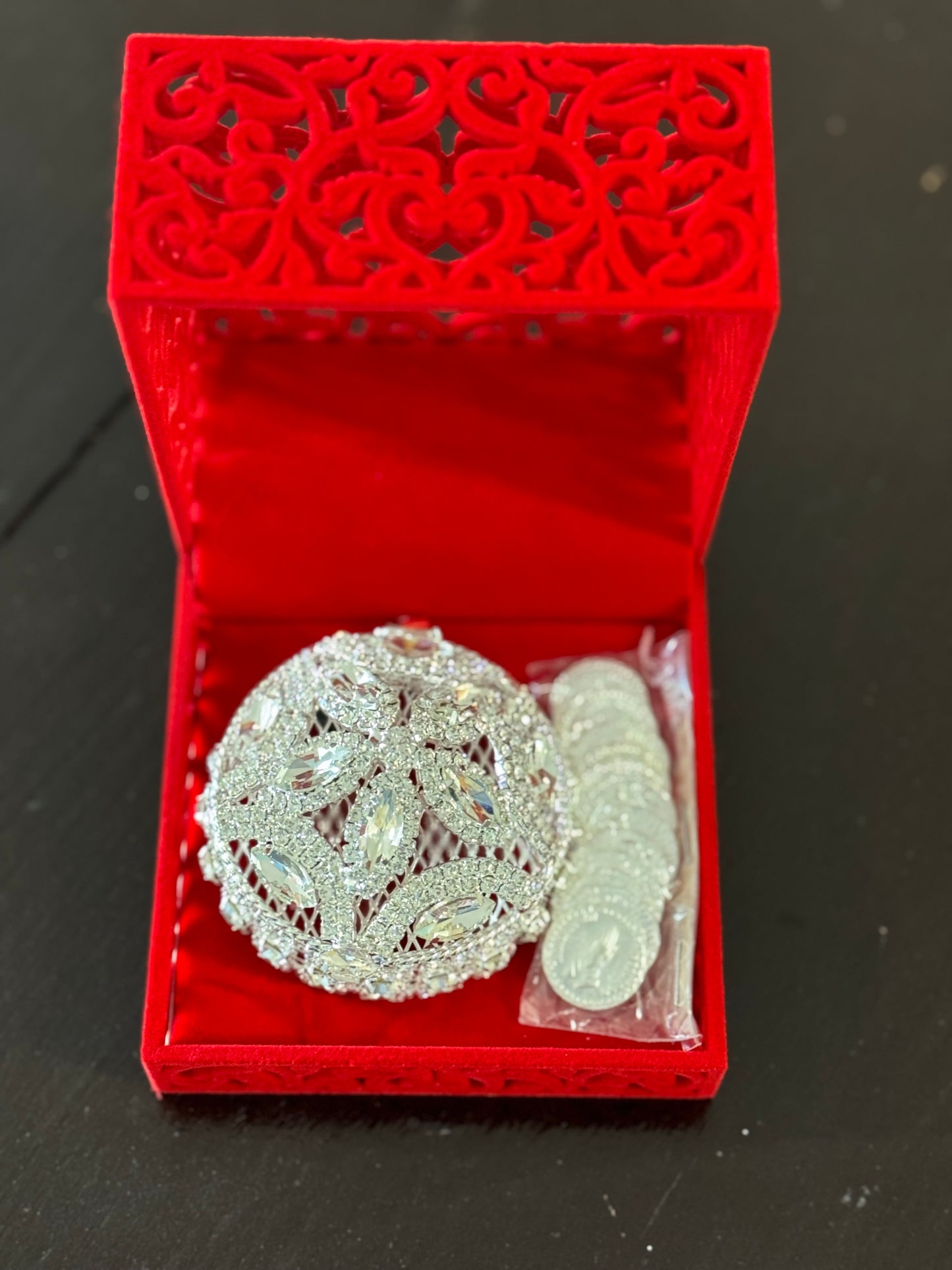 Square keepsake box