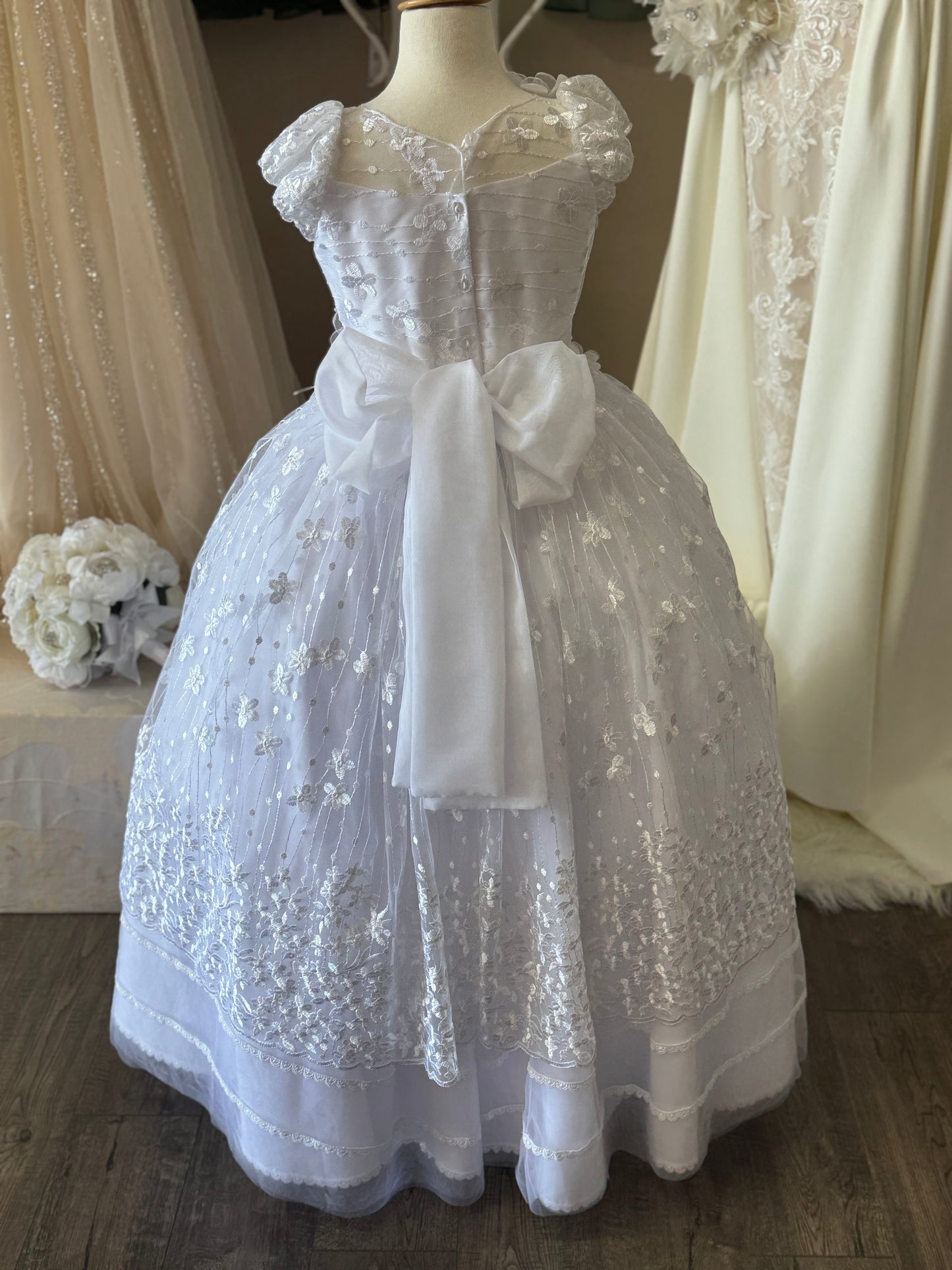 Nallely communion dress