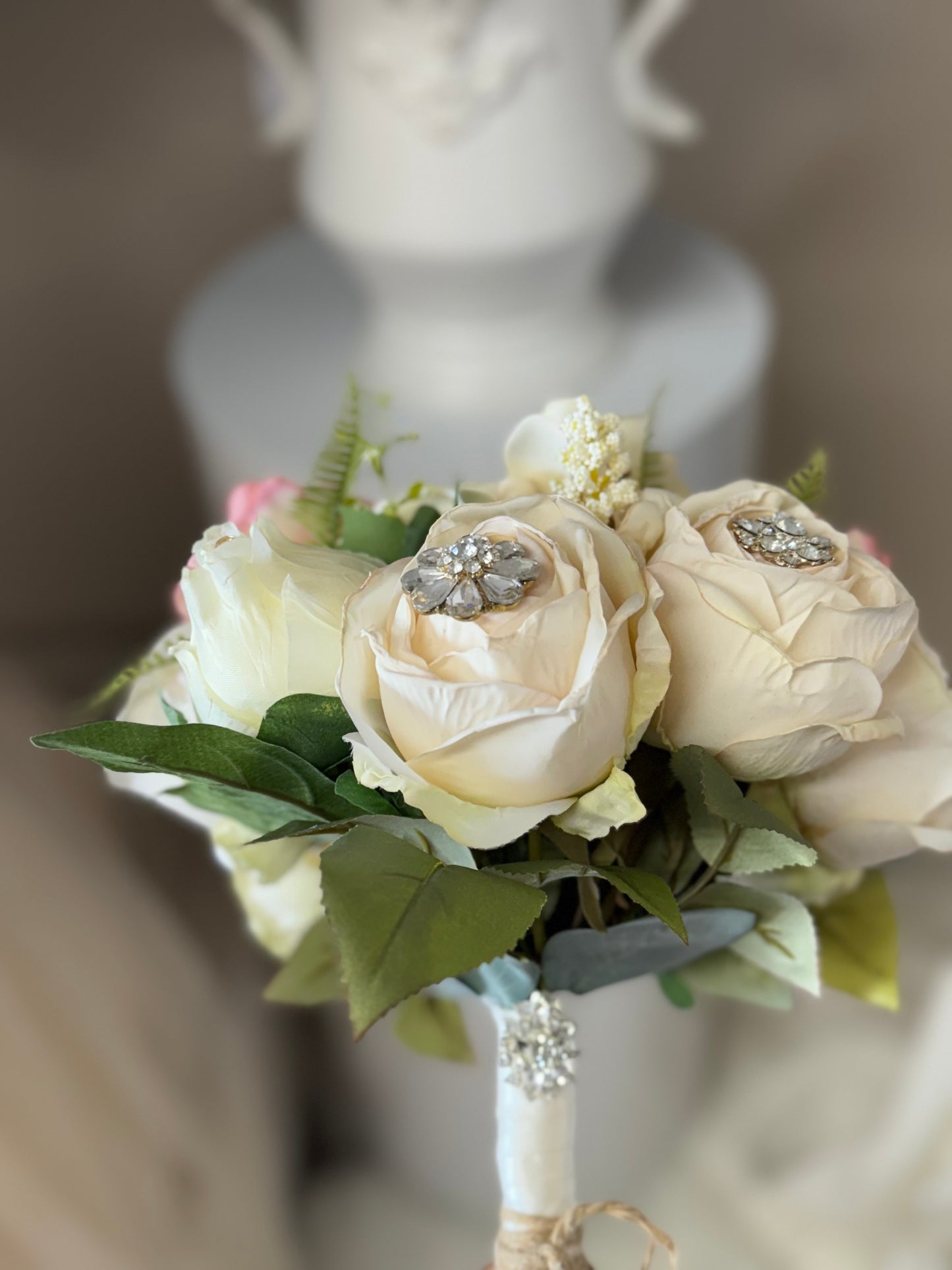 Ivory and pink bouquet