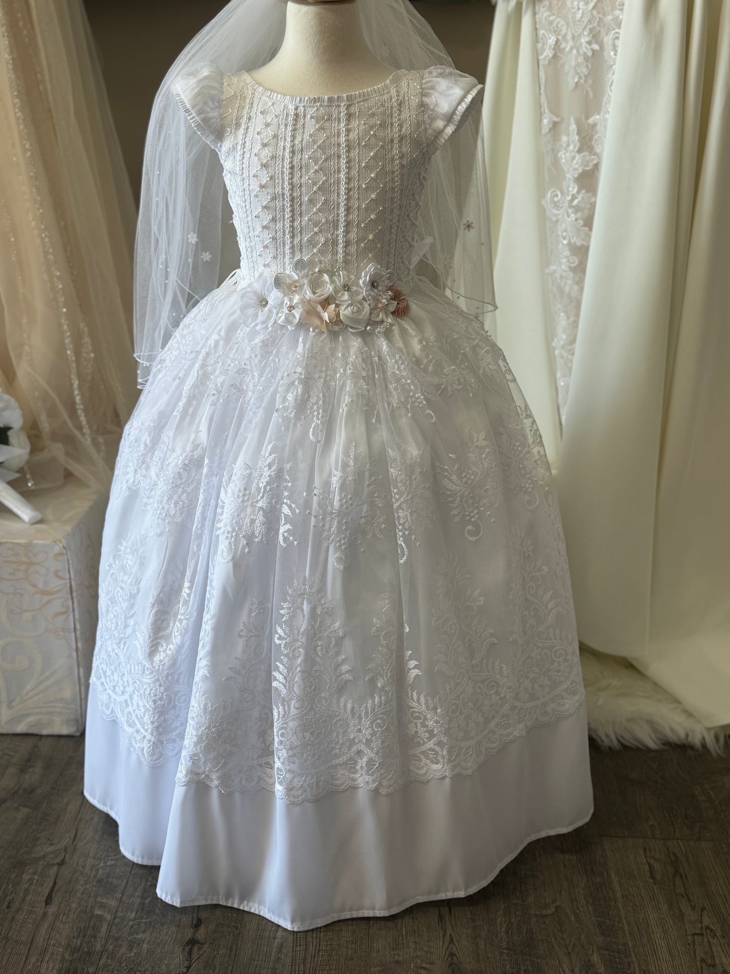 Lizette communion dress