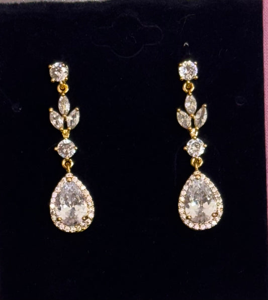 Juliet earring set