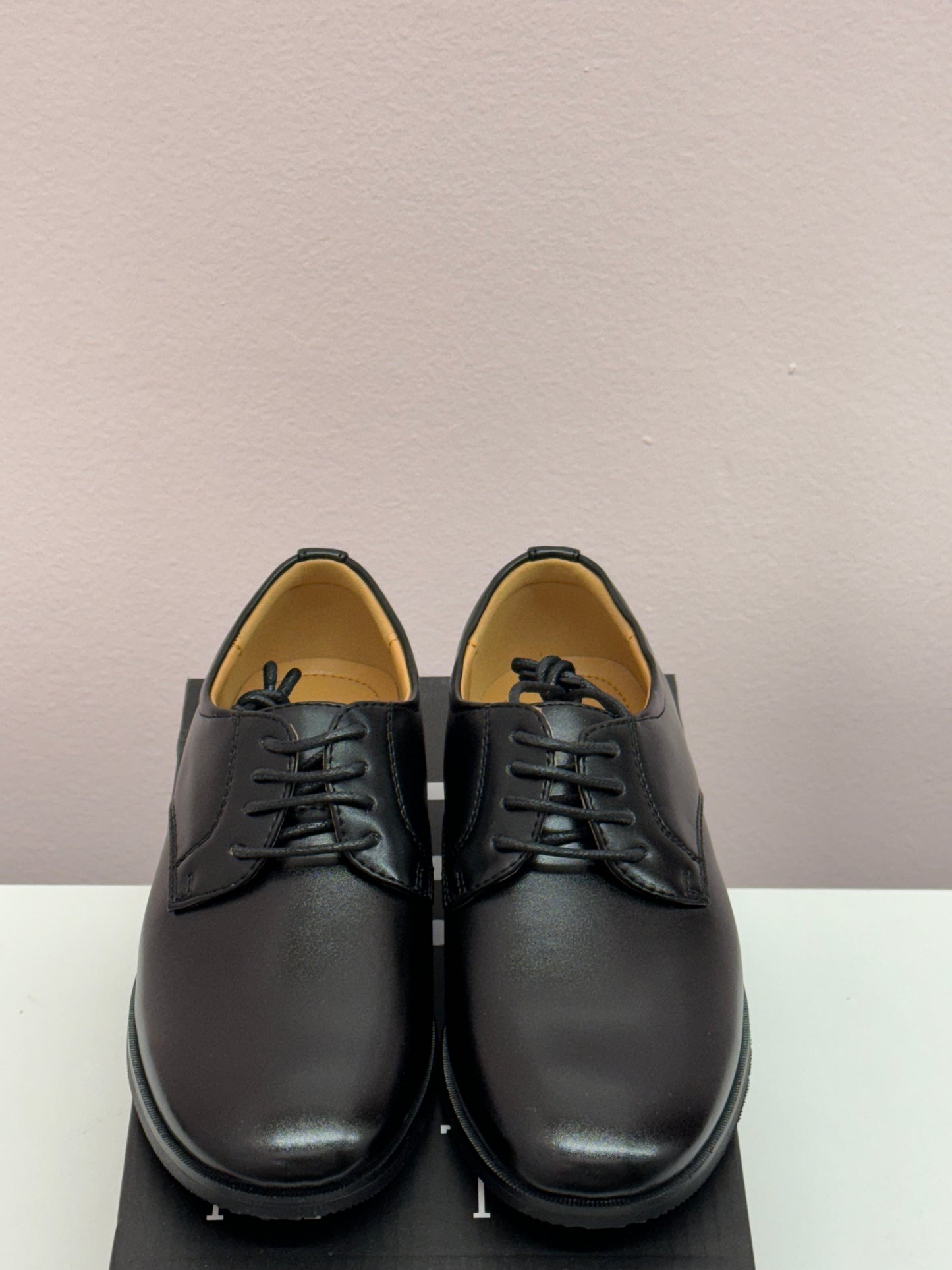 Boys dress shoes (zapatos de vestir)